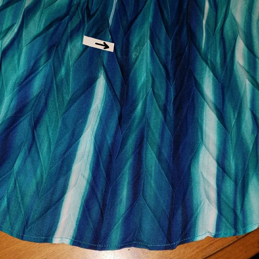 Chic Navy and Teal Skirt - Picture 6 of 7